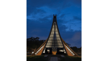 台湾が世界に誇る モダニズム建築の教会 路思義教堂