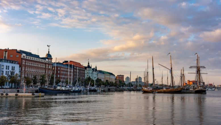 北欧デザインの王国 フィンランドをゆく