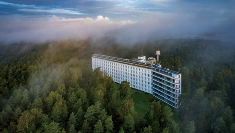 深い森の中で人間愛を追求した 1930年代モダニズム建築の金字塔